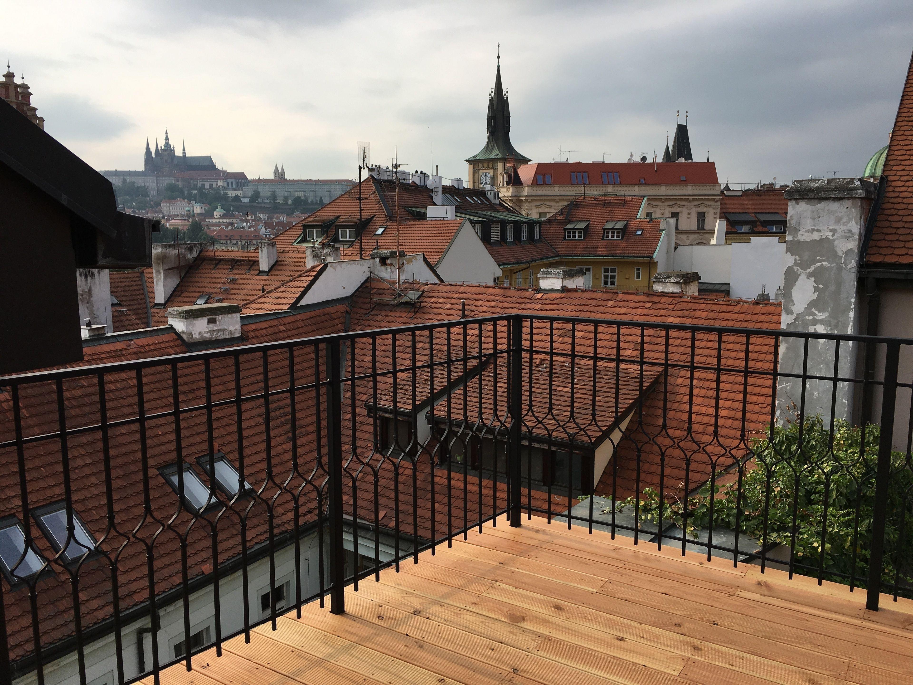 Moods Charles Bridge — Photos 1